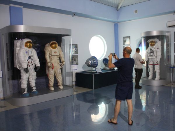 Авиационная Группа Высшего Пилотажа "Стрижи" в музее Космонавтики